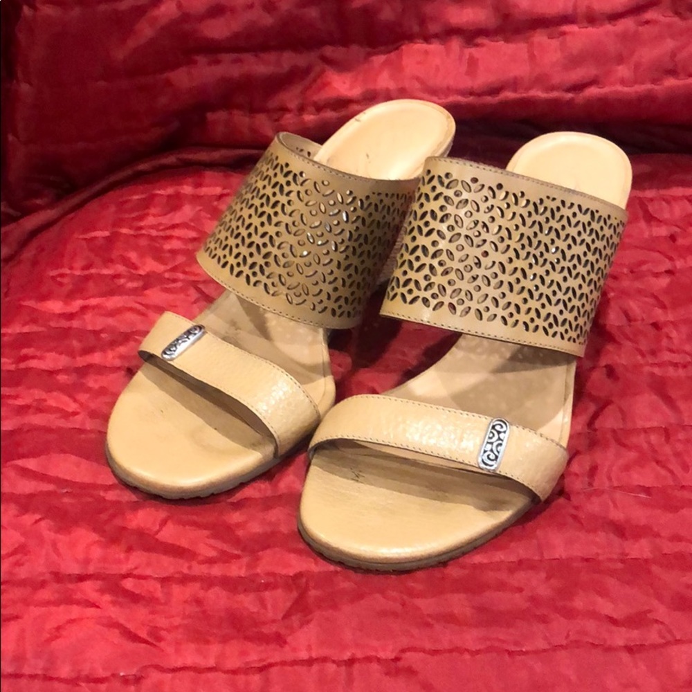 Brighton sandal wedges